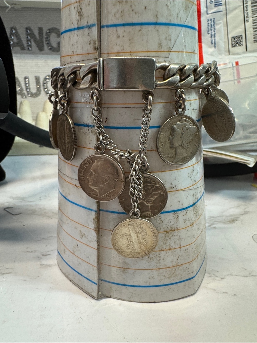 Women sterling Silver-Coin Charm Bracelet - Vintage